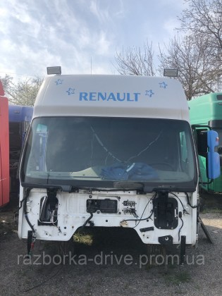 1750884844_kabina-renault-premium
