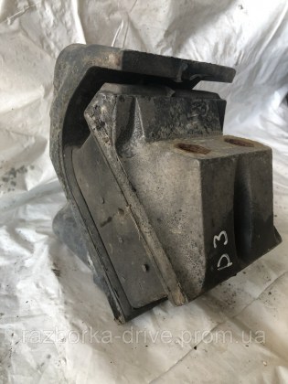 1958462979_podushka-dvigatelya-bu