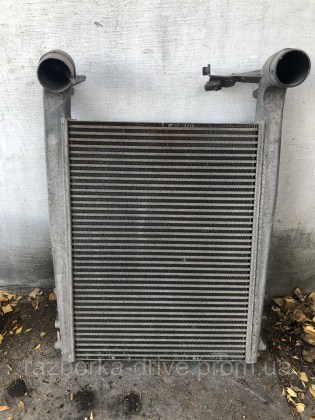 2025280297_radiator-dvigatelya-interkuler
