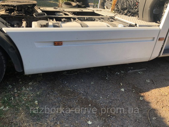 2535821986_mezhosevye-spojlera-renault
